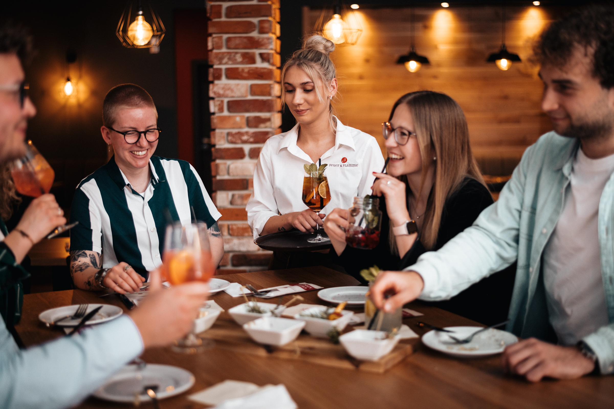 Tisch reservieren für Familienessen in Paderborn Flammkuchenhaus Restaurant